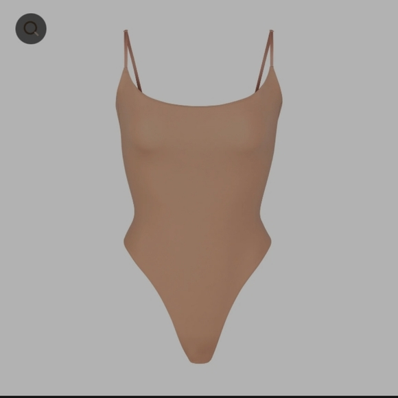 SKIMS Tops - SKIMS "Fits Everybody" Cami Bodysuit in Ochre Size S